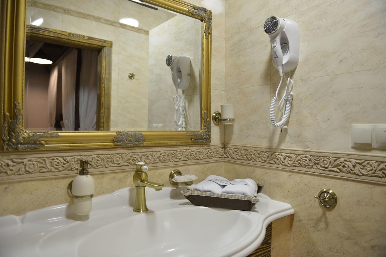 Hôtel Folvark Gvozd à Kamenyuky Extérieur photo
