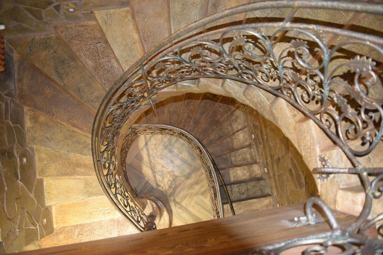 Hôtel Folvark Gvozd à Kamenyuky Extérieur photo