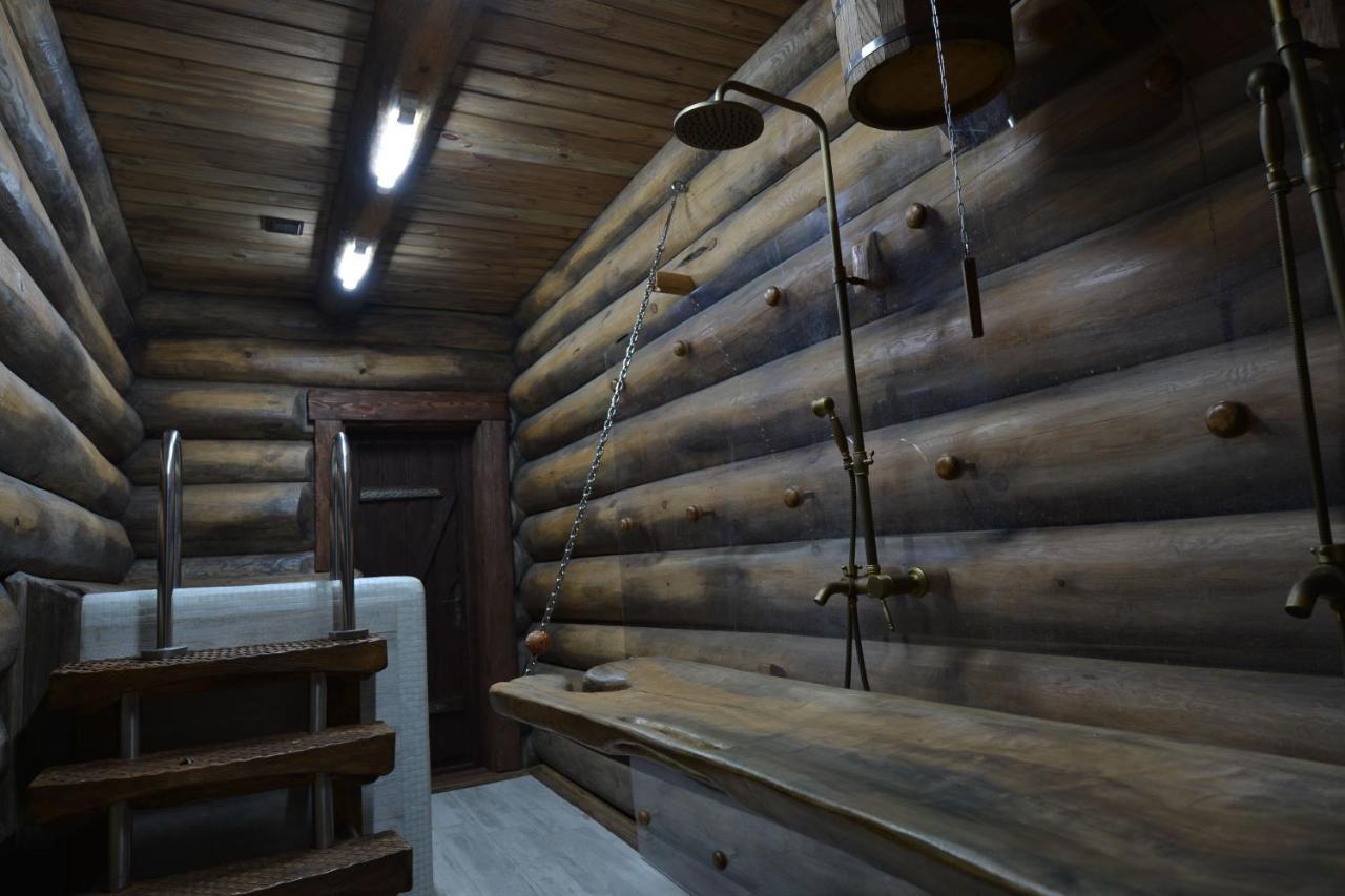 Hôtel Folvark Gvozd à Kamenyuky Extérieur photo